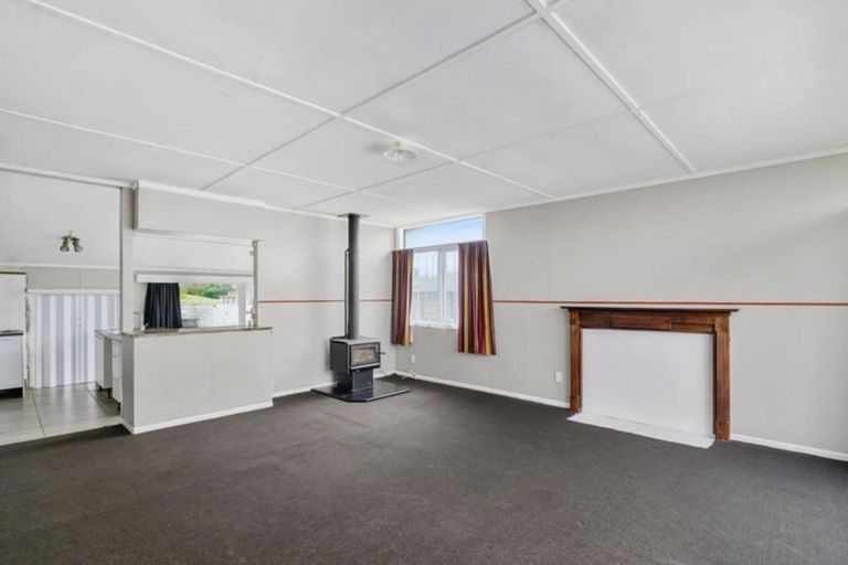 Photo of property in 5 Ross Road, Western Heights, Rotorua, 3015