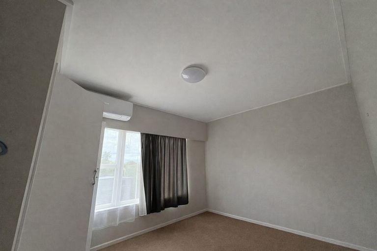 Photo of property in 7 Stansfield Place, Sunnyhills, Auckland, 2010
