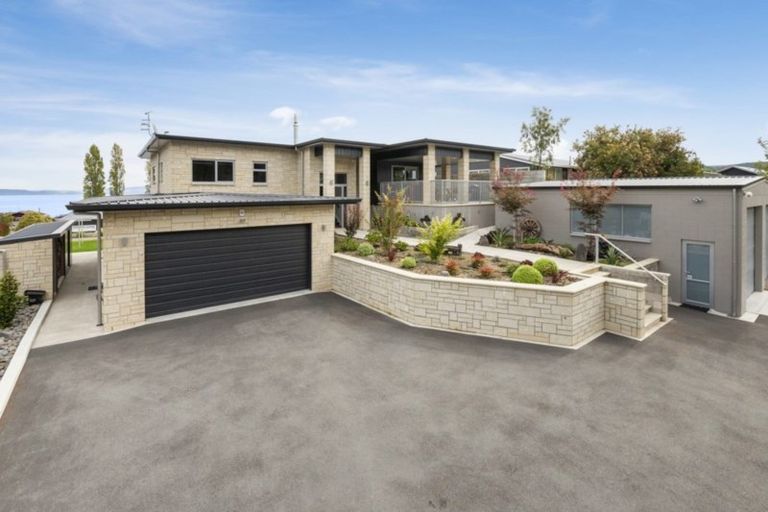 Photo of property in 22 Marina Terrace, Kinloch, Taupo, 3377