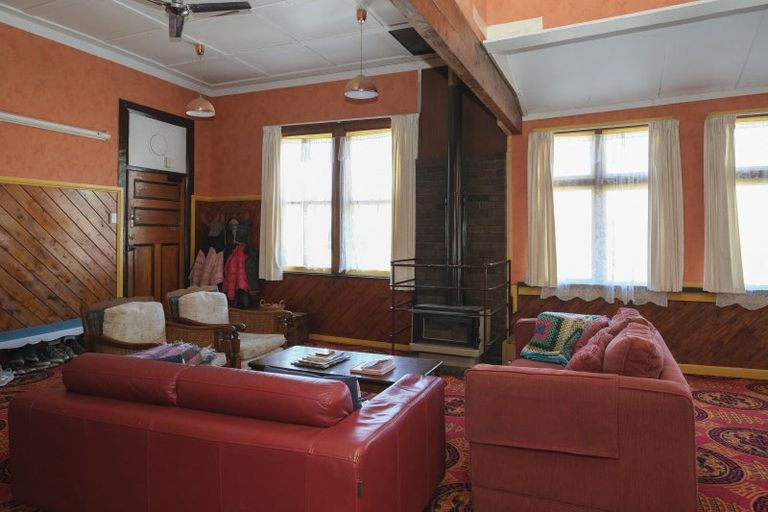 Photo of property in 3345 Weber Road, Weber, Dannevirke, 4970