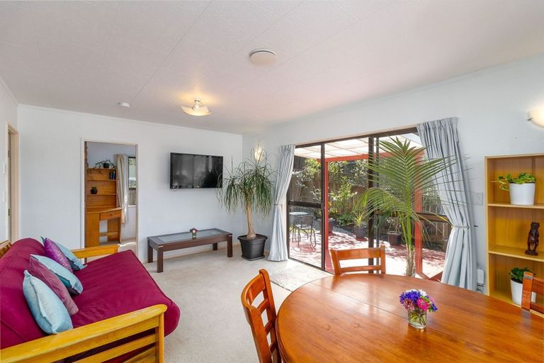 Photo of property in 2/9 Rimu Street, Toi Toi, Nelson, 7010