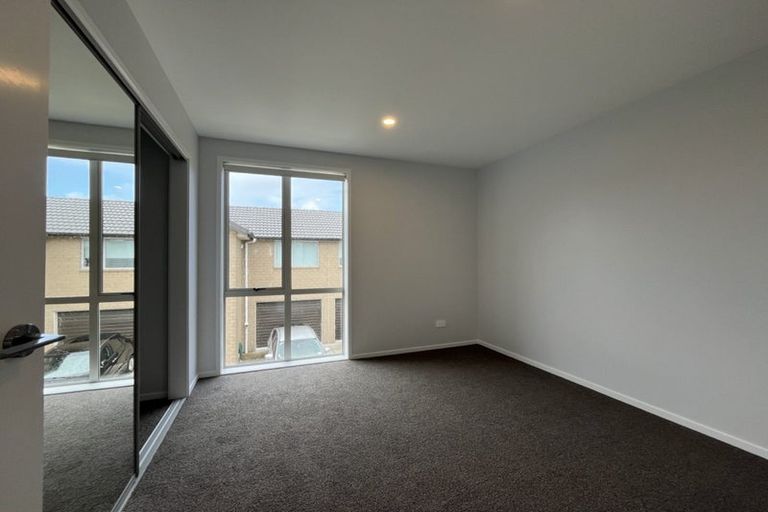 Photo of property in 12d Greenock Road, Ranui, Auckland, 0612