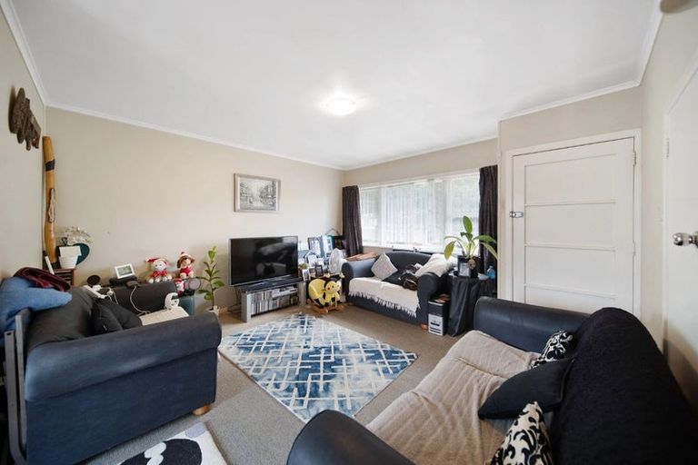 Photo of property in 4/11 Oakland Avenue, Papatoetoe, Auckland, 2025