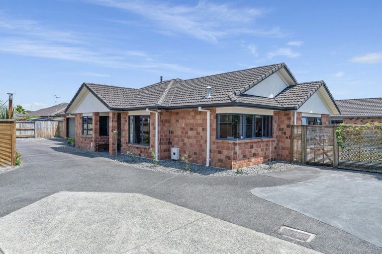 Photo of property in 15 Popata Close, Papamoa Beach, Papamoa, 3118