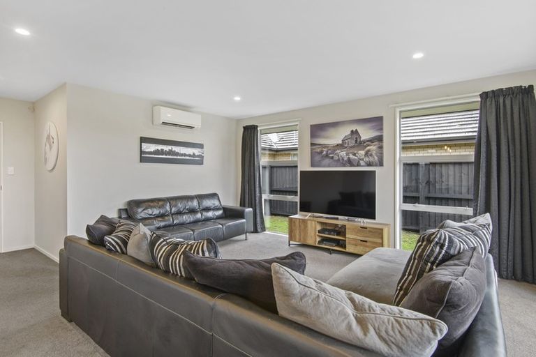 Photo of property in 30 Andesite Drive, Rolleston, 7614