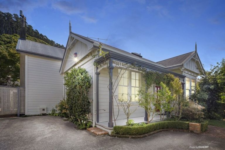 Photo of property in 10 Harriett Street, Thorndon, Wellington, 6011