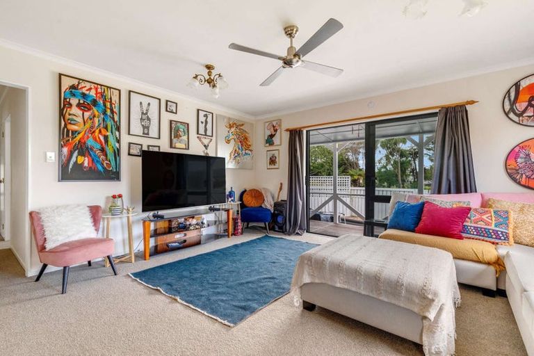 Photo of property in 9a Robinson Avenue, Holdens Bay, Rotorua, 3010