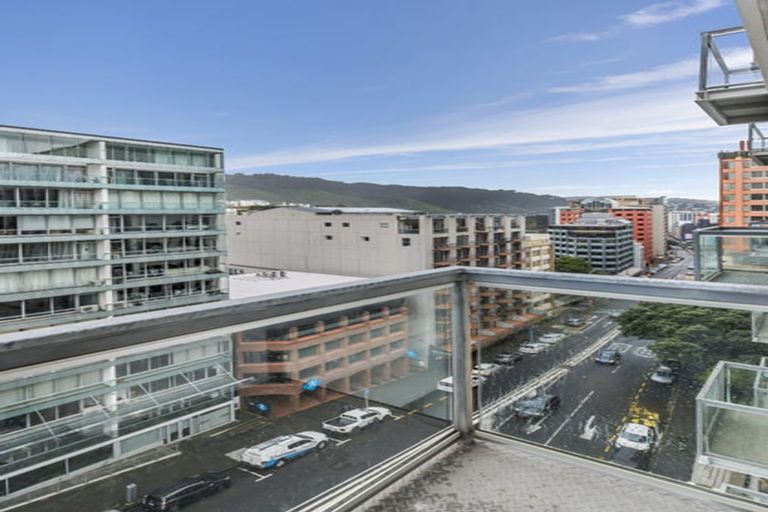 Photo of property in Terrace Heights Apartments, 10a/163 The Terrace, Wellington Central, Wellington, 6011