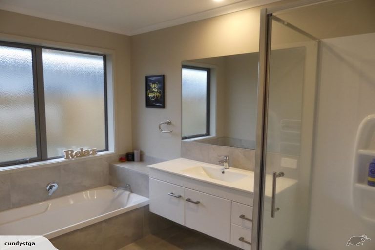 Photo of property in 39 Piata Street, Papamoa Beach, Papamoa, 3118