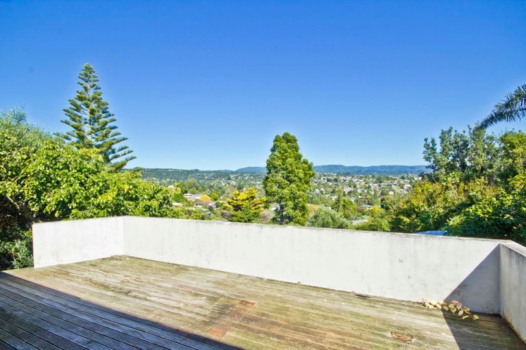 Photo of property in 41 Pleasant Road, Glen Eden, Auckland, 0602