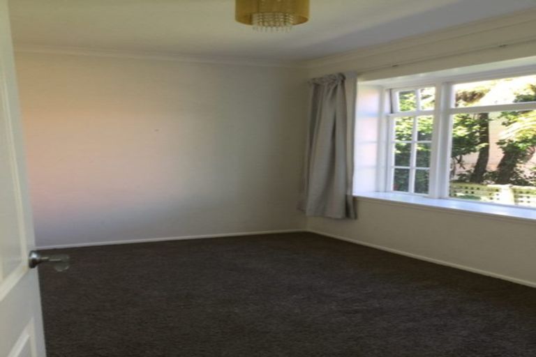 Photo of property in 1 Glasgow Street, Kelburn, Wellington, 6012