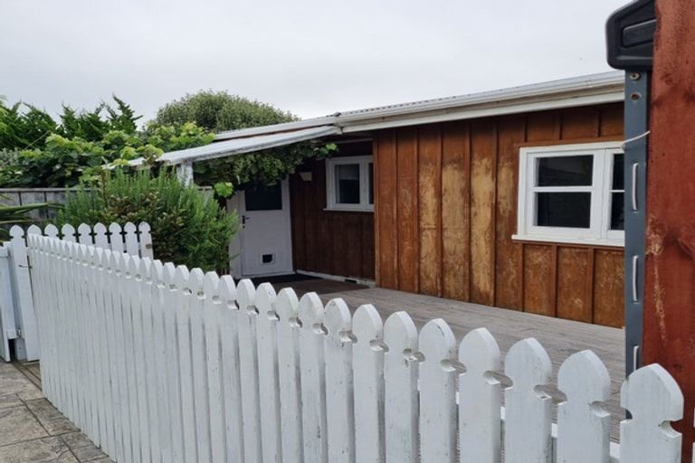 Photo of property in 6 Beach Road, Titahi Bay, Porirua, 5022