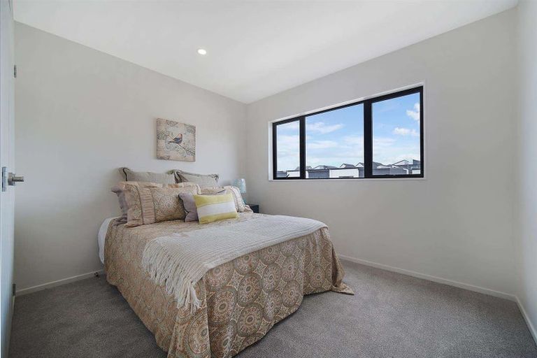Photo of property in 46 Picturesque Drive, Flat Bush, Auckland, 2019