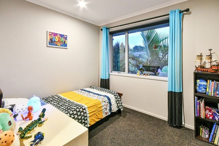 Photo of property in 135 Hillpark Drive, Pokeno, 2402