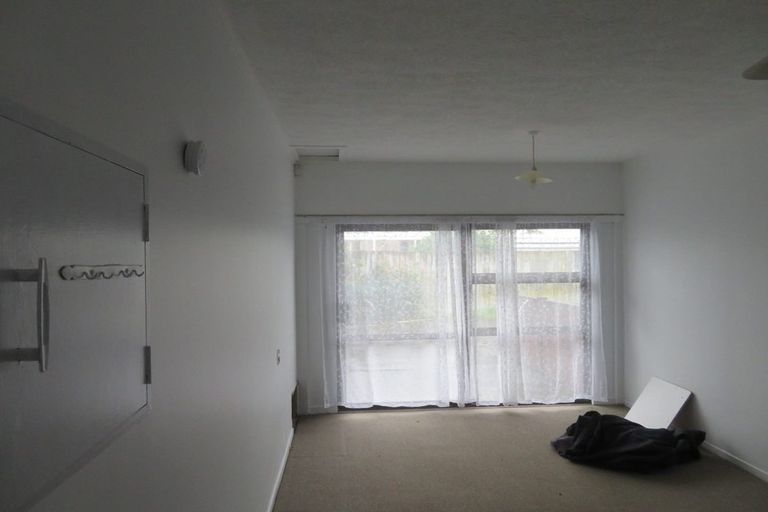 Photo of property in 2/108a Carruth Road, Papatoetoe, Auckland, 2025