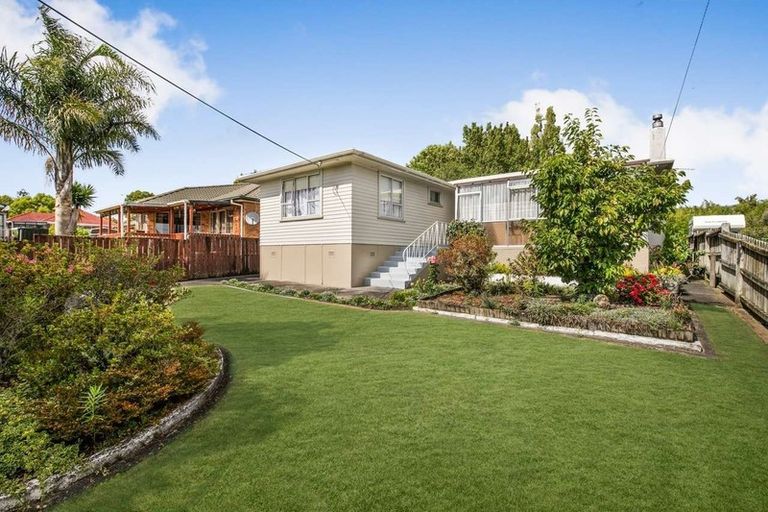 Photo of property in 35 Glenorchy Street, Glen Eden, Auckland, 0602