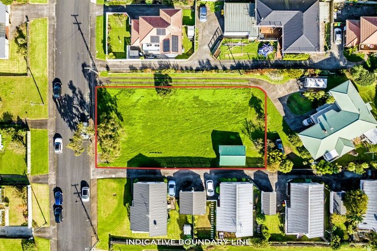 Photo of property in 22 Woodward Avenue, Mangere Bridge, Auckland, 2022