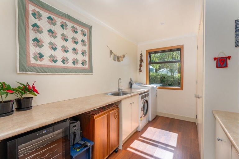 Photo of property in 48 Blue Ridge Drive, Acacia Bay, Taupo, 3385