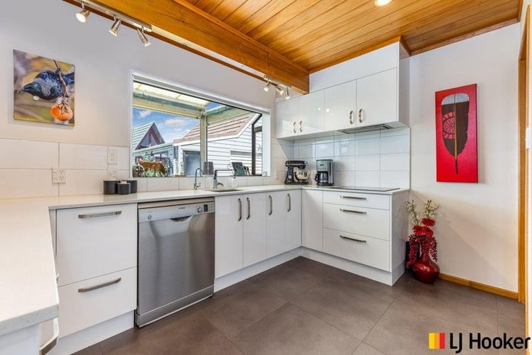 Photo of property in 56 Carnoustie Drive, Wattle Downs, Auckland, 2103