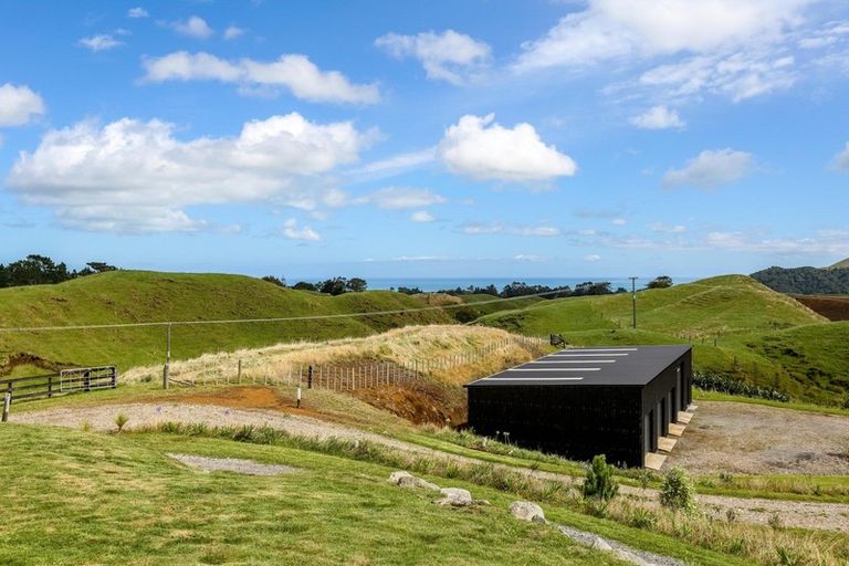 Photo of property in 539 Upper Pitone Road, Pitone, New Plymouth, 4374