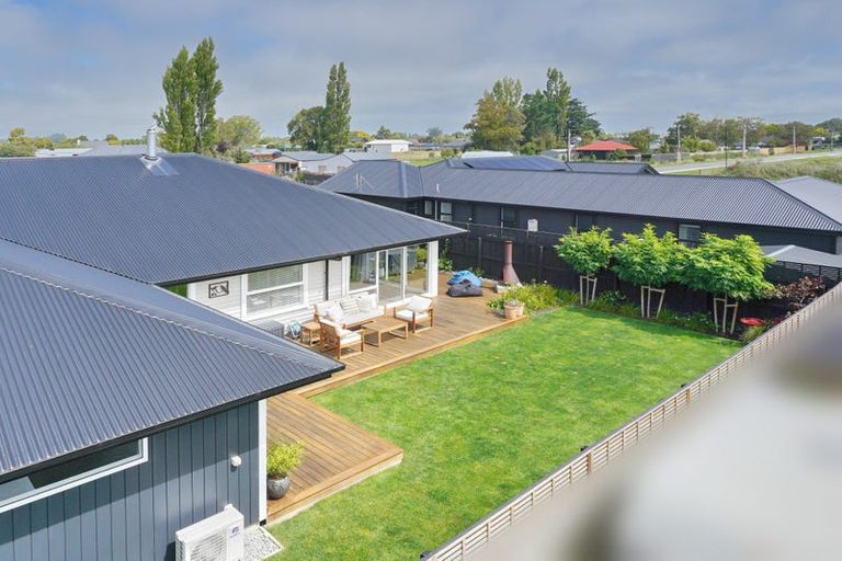 Photo of property in 68 Parsonage Road, Woodend, 7610