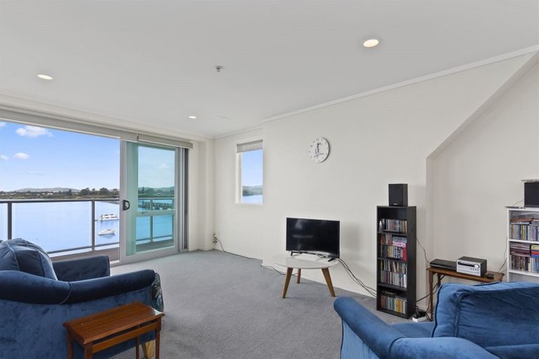 Photo of property in 12/72e Devonport Road, Tauranga, 3110