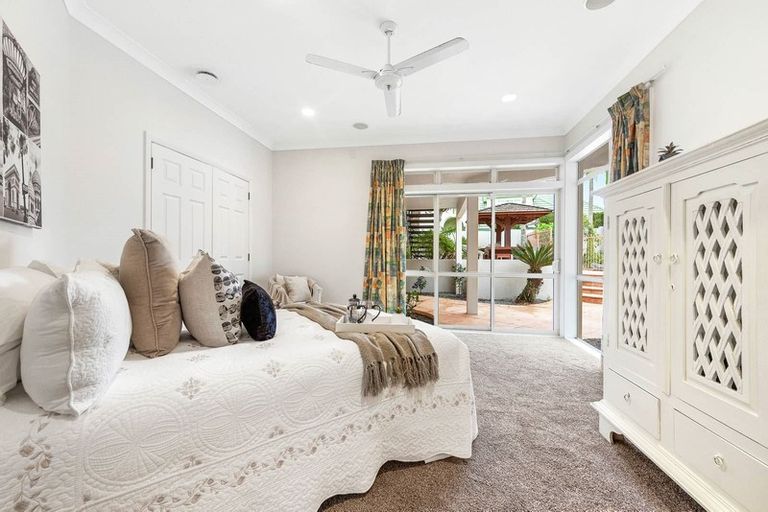 Photo of property in 56 Manor Park, Sunnyhills, Auckland, 2010