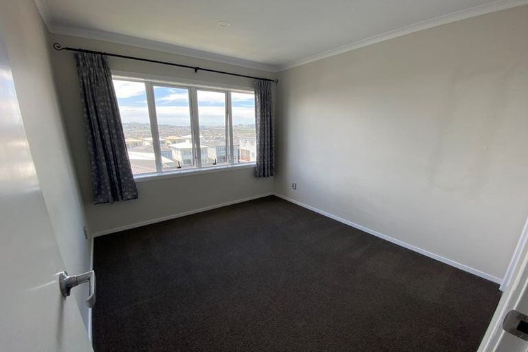 Photo of property in 9 Panakenake Way, Flat Bush, Auckland, 2019