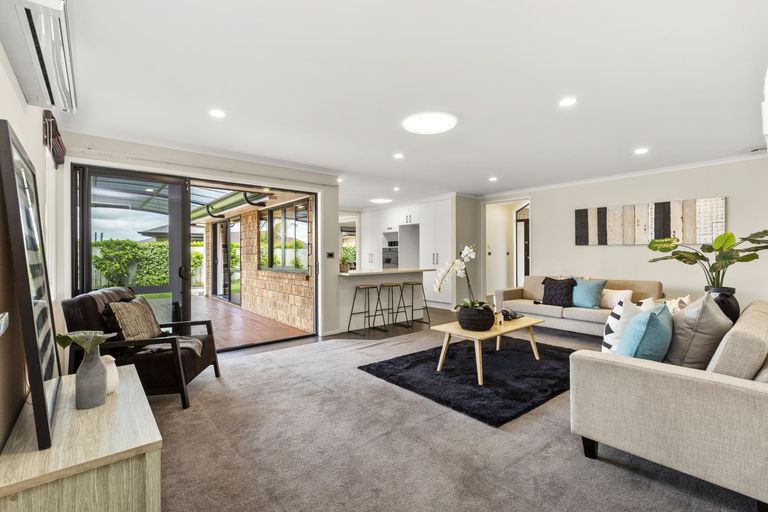 Photo of property in 5 Mosslea Court, Rototuna North, Hamilton, 3210