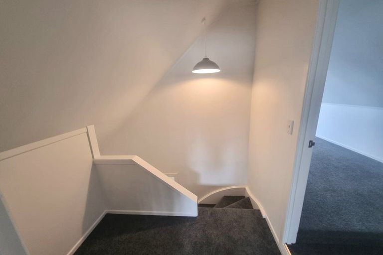 Photo of property in 29a William Bond Street, Stanley Point, Auckland, 0624