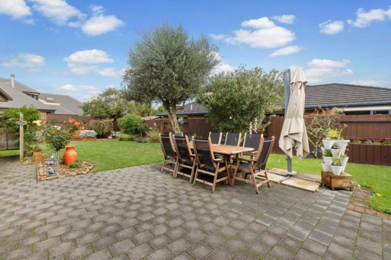 Photo of property in 3 Kenneth Place, Rototuna, Hamilton, 3210