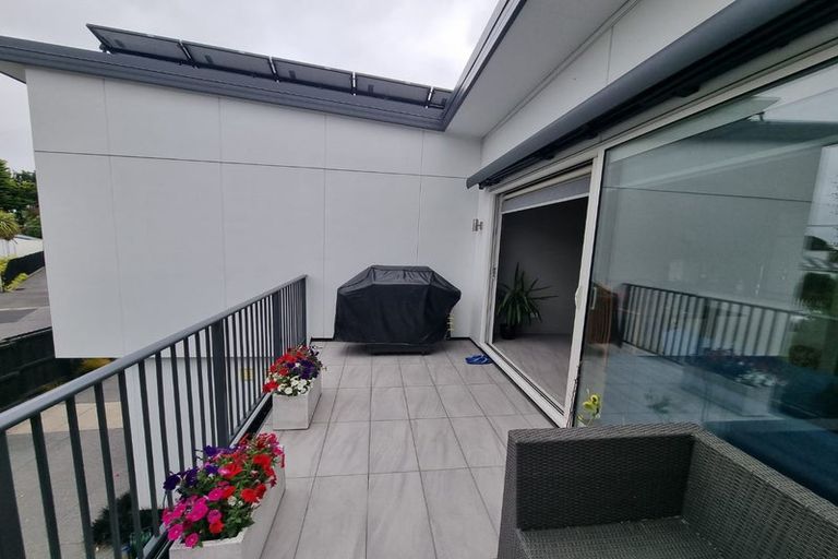 Photo of property in 2/62 London Street, Richmond, Christchurch, 8013