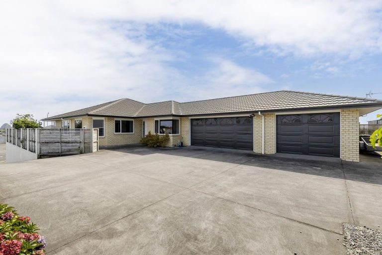 Photo of property in 38 Karamea Street, Whalers Gate, New Plymouth, 4310