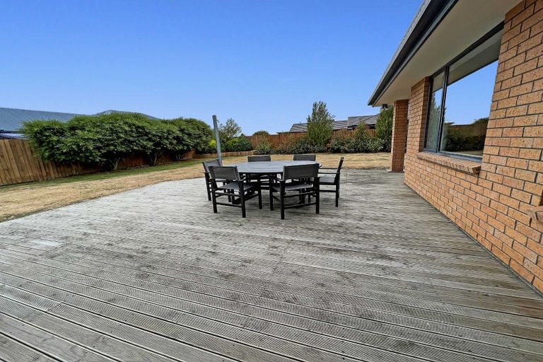 Photo of property in 2/1132 West Coast Road, West Melton, Christchurch, 7676