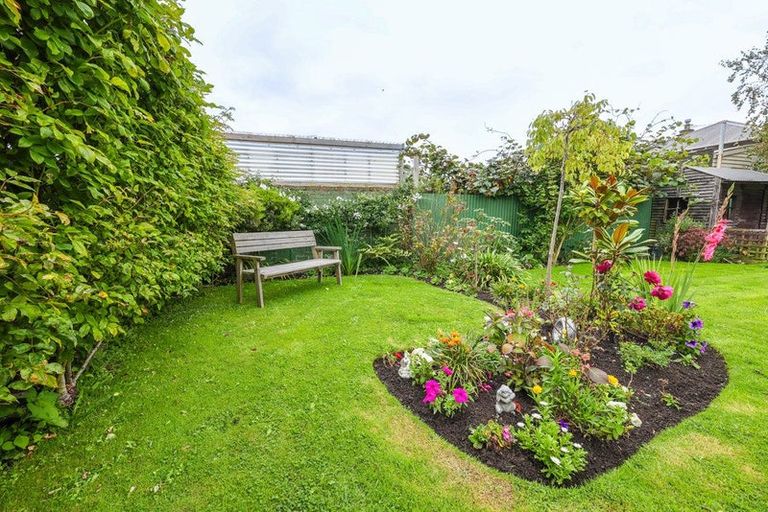 Photo of property in 12 Kings Avenue, Saint Kilda, Dunedin, 9012