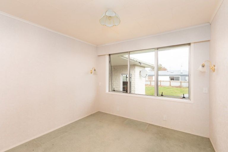 Photo of property in 1 Stiles Avenue, Waipukurau, 4200