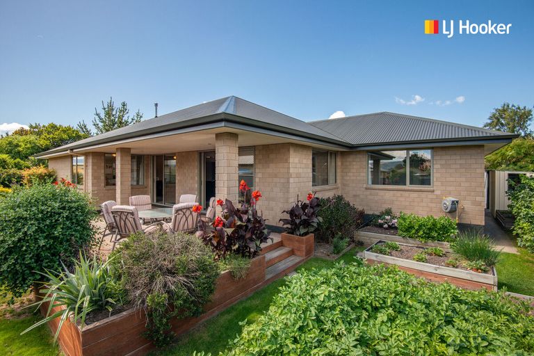 Photo of property in 17 Watt Street, Mosgiel, 9024