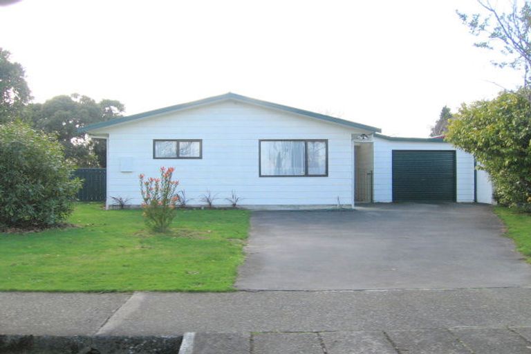 Photo of property in 16a Campbell Street, Feilding, 4702