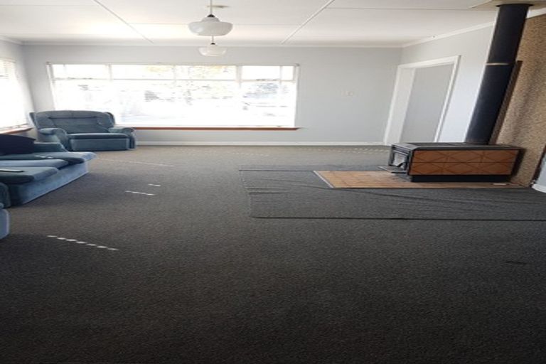 Photo of property in 37 Leeston And Lake Road, Leeston, 7632