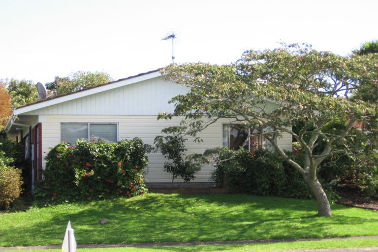 Photo of property in 56 Stanniland Street, Sunnyhills, Auckland, 2010