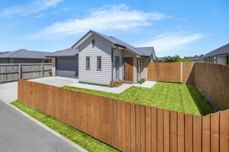 Photo of property in 15d Marlowe Place, Rolleston, 7614