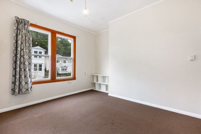 Photo of property in 25 Adams Terrace, Aro Valley, Wellington, 6021
