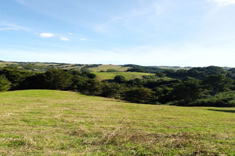 Photo of property in 200 Central Road, Mareretu, Paparoa, 0571