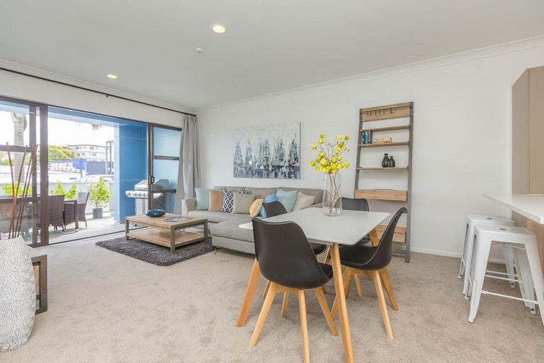 Photo of property in 110/3 Morningside Drive, Morningside, Auckland, 1025