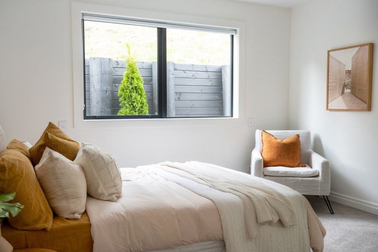 Photo of property in 17 Taruna Place, Havelock North, 4130