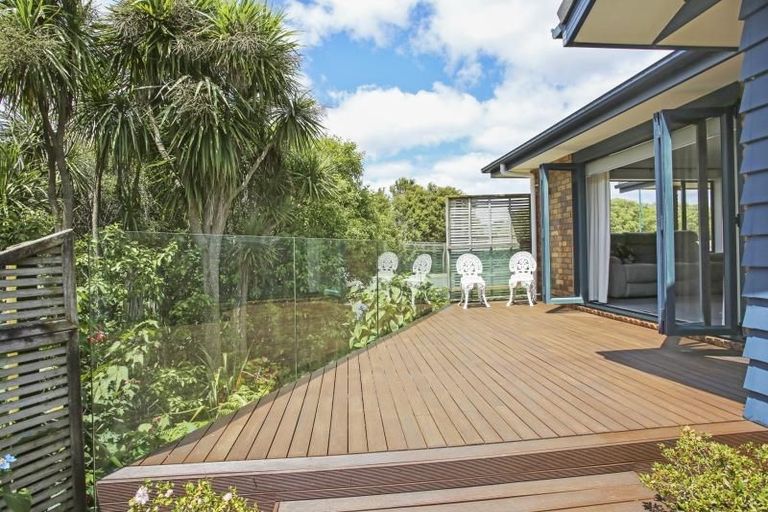 Photo of property in 23 Twomey Drive, Pukekohe, 2120