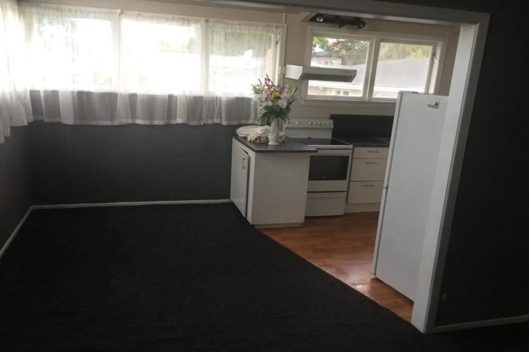 Photo of property in 14 Addison Street, Blockhouse Bay, Auckland, 0600