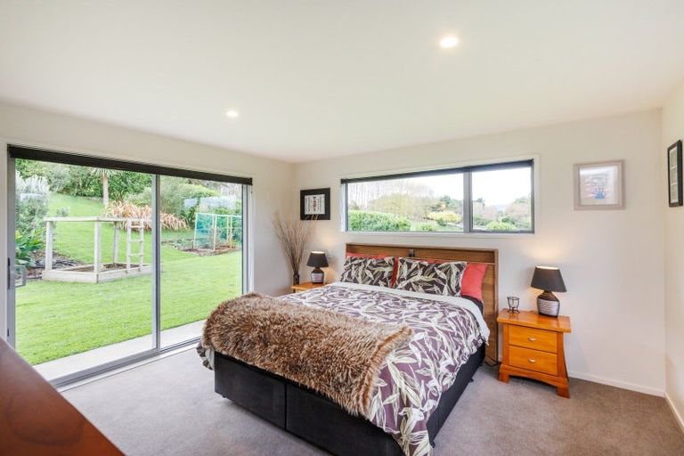 Photo of property in 100 Greer Court, Bunnythorpe, Palmerston North, 4481