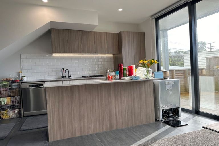 Photo of property in 2/31 Tarawera Road, Johnsonville, Wellington, 6037