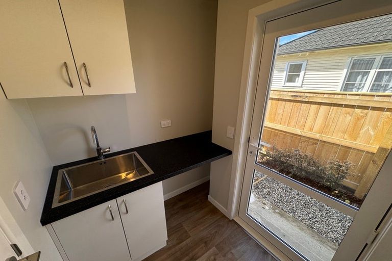Photo of property in 15 Ihle Street, Terrace End, Palmerston North, 4410